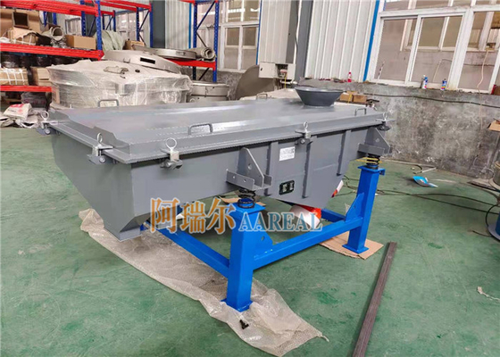 Hocheffiziente Edelstahl-Doppeldecks Kunststoffgranulate lineare vibrierende Siebe rechteckige vibrierende Trennseparator für PE-Kunststoffgranulate mit perforierter Siebplatte